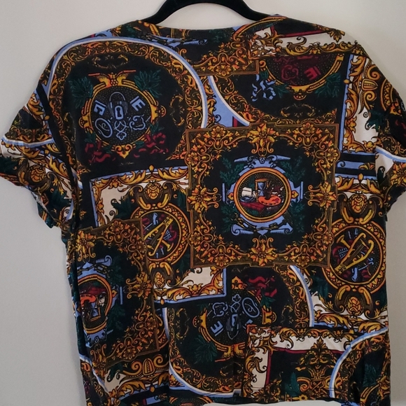 Zara Graphic T-shirt - Picture 4 of 4